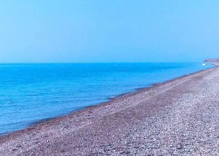 Beachfront Socrates *