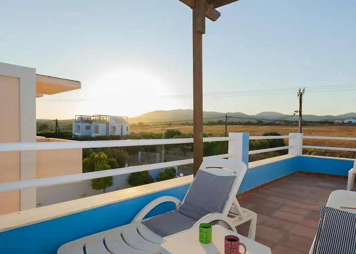 Beachfront Socrates *