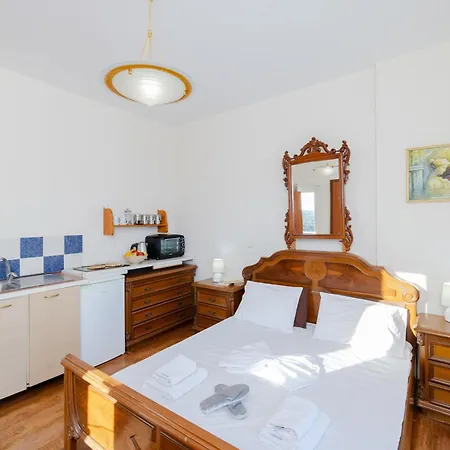 Beachfront Socrates Jenadi