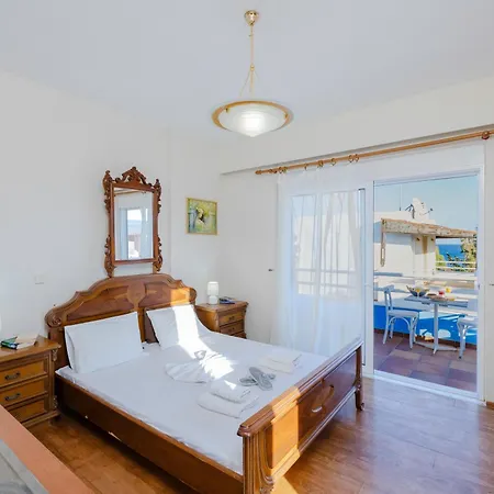 Apartment Beachfront Socrates *